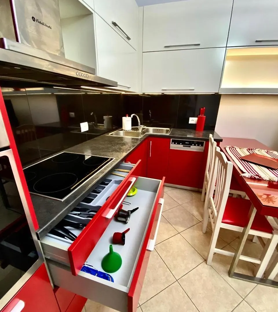 Rose Apartment Saranda Boulevard